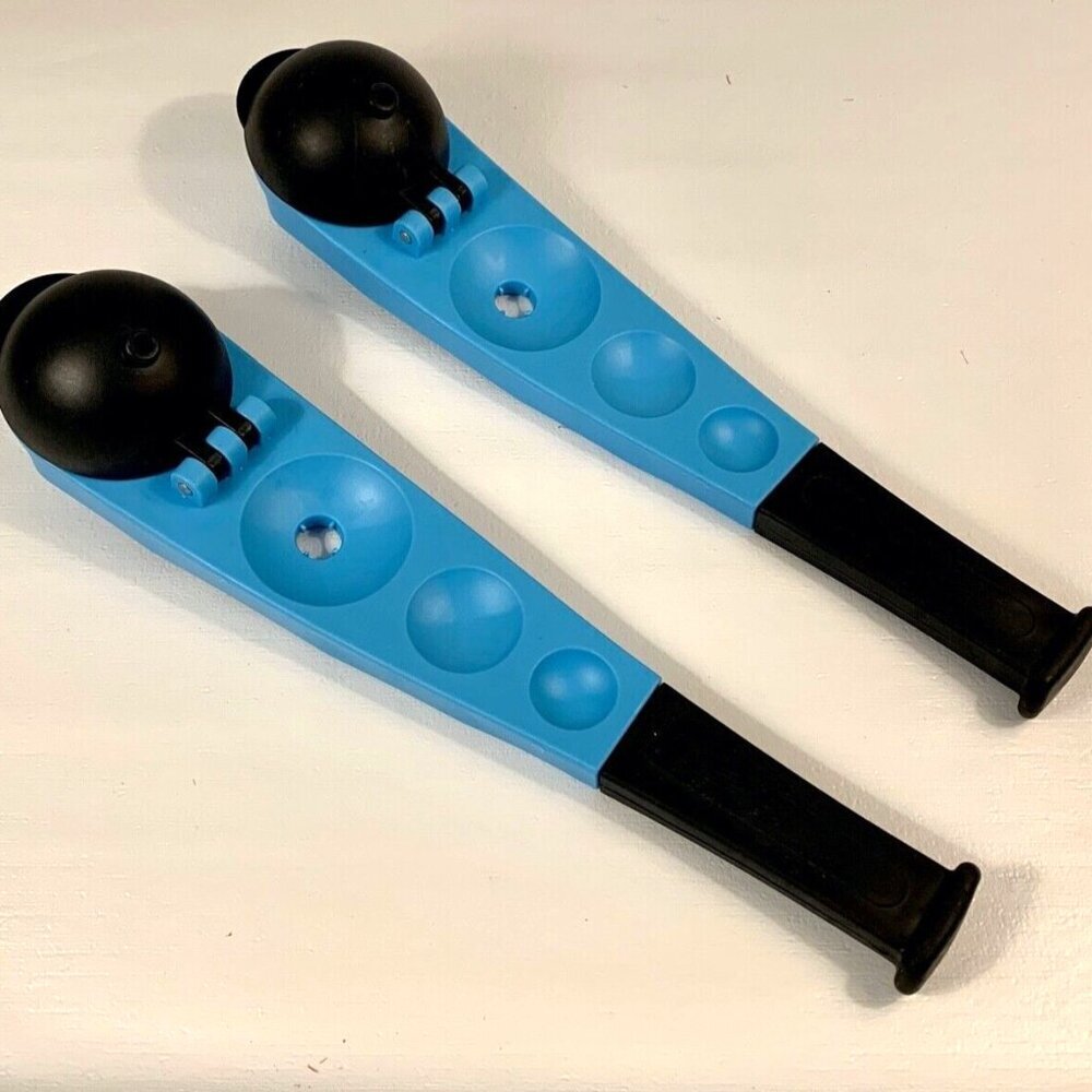 Snowball Maker Thrower Set of 2 Launchers Shooters Outdoor Snowballs Slingers